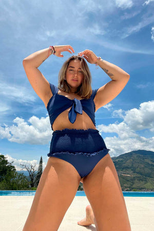 Panty tiro alto azul marino